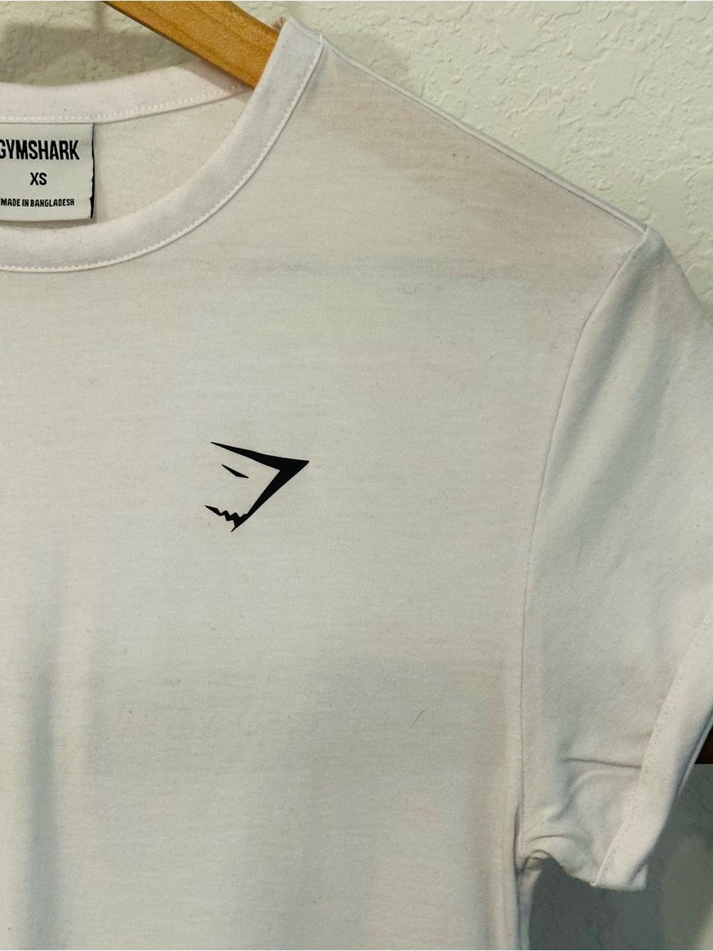 Gymshark White Rolled Sleeve Asymmetrical Hem Tee XS - Picture 6 of 11
